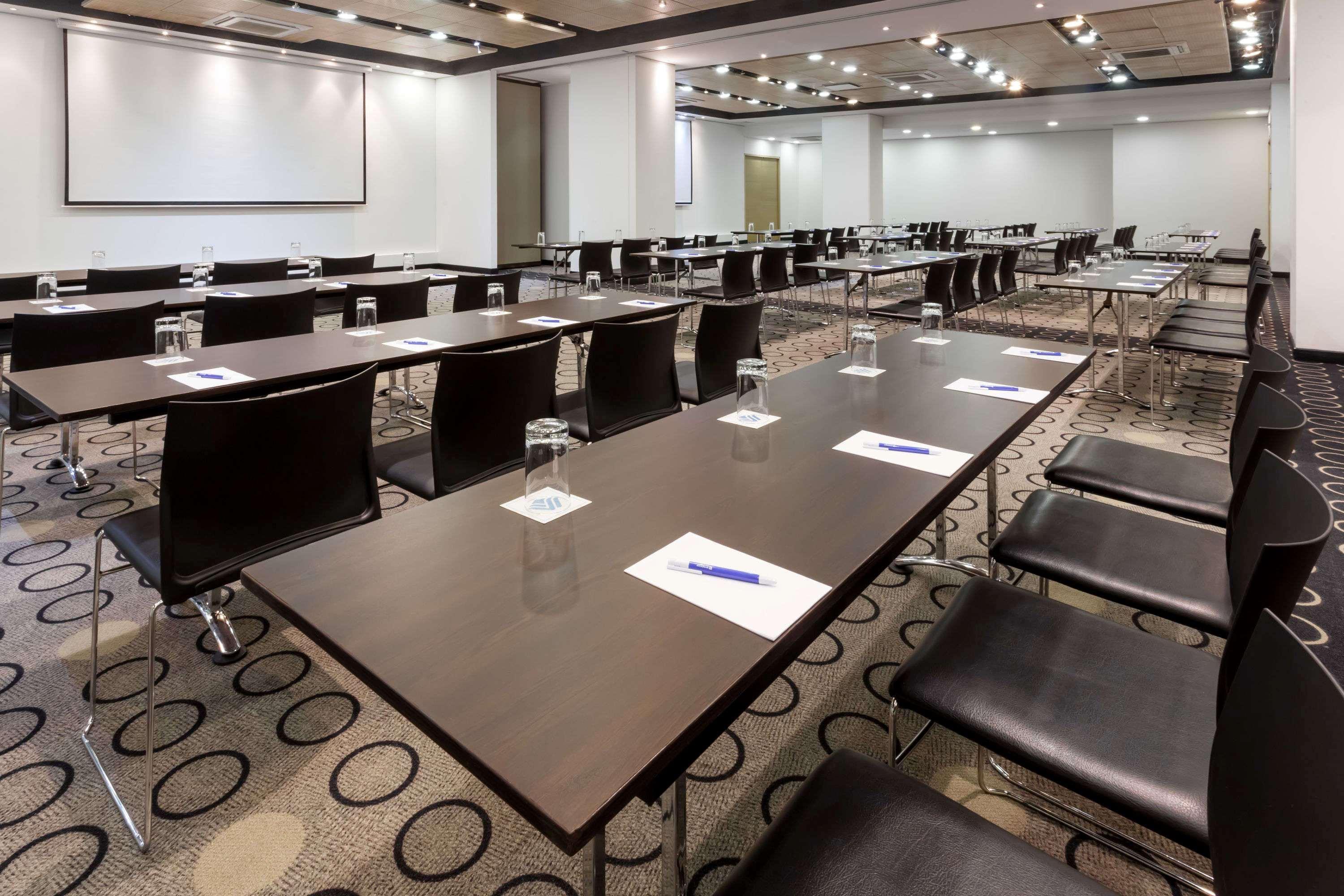 윈덤 보고타 호텔 외부 사진 Meeting room